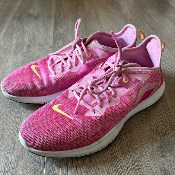 Nike Women's Flex Trainer 9 Sneaker, Pink Rise/Melon Tint-Laser Fuchsia, 10 - Picture 2 of 12